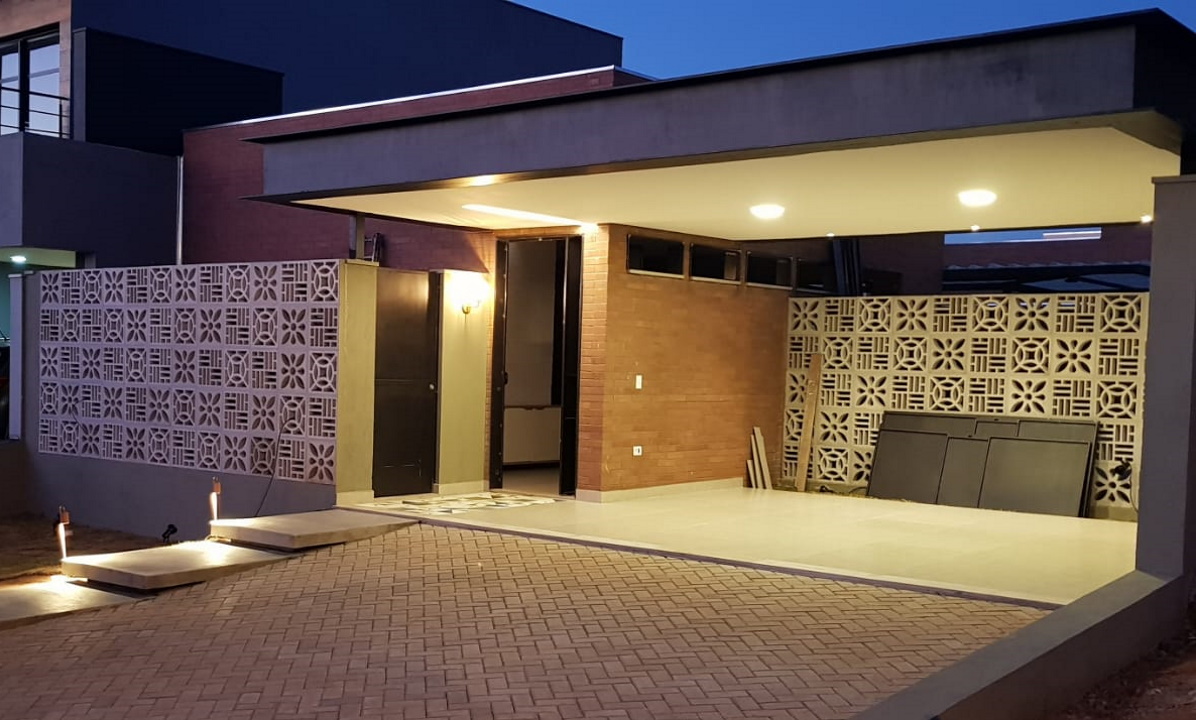 Casa em tijolo ecológico